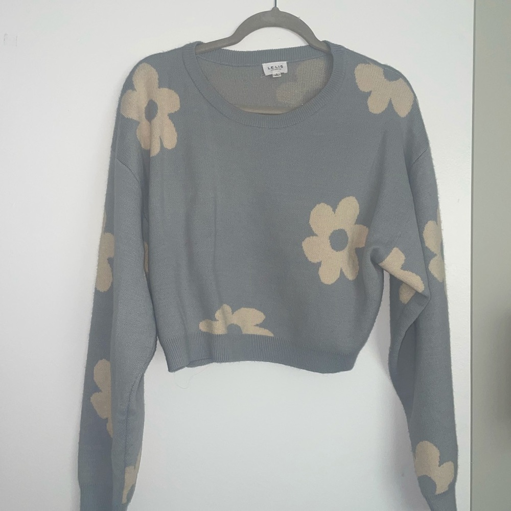 Le Lis Flower Sweater in Blue